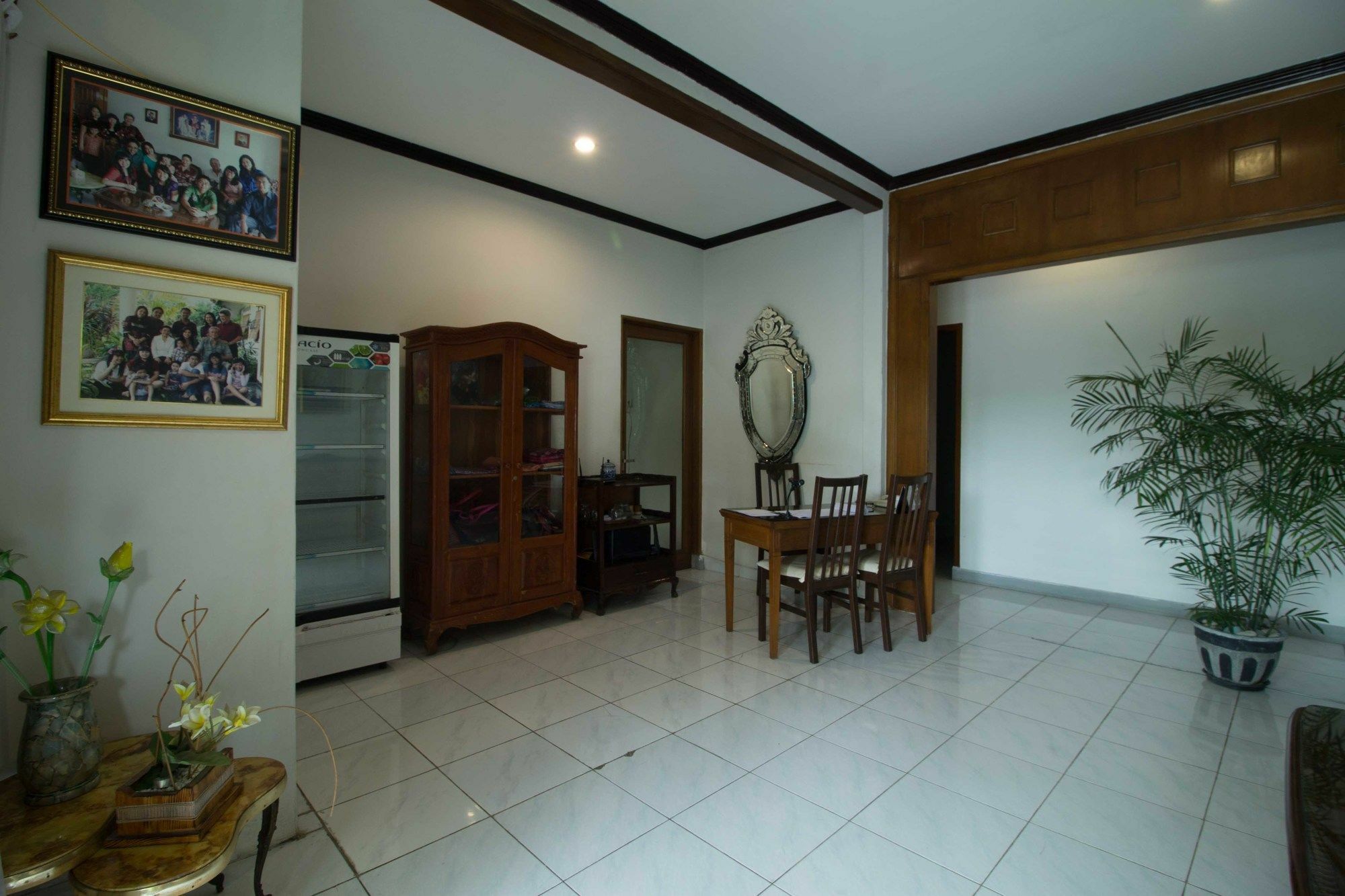 Отель Reddoorz Near Juanda Airport T1 Brebek Экстерьер фото